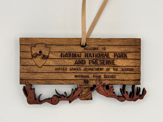 Katmai National Park pinnament ornament