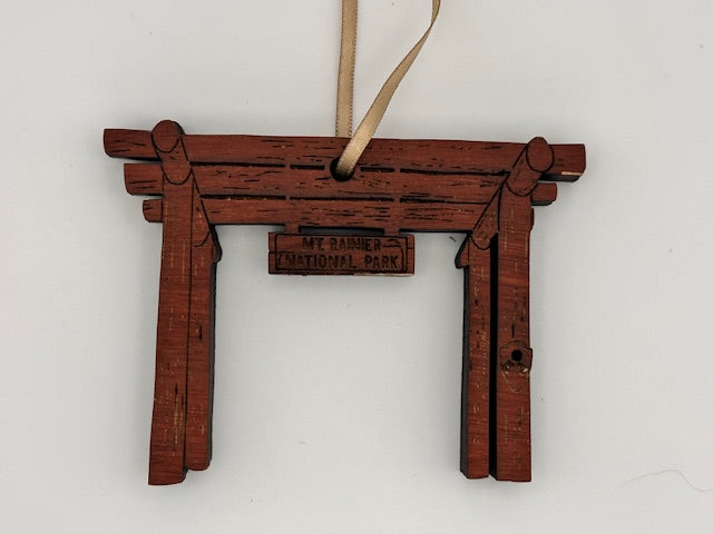 Mt Rainier National Park pinnament ornament